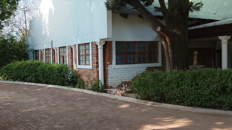 Commercial Property for Sale in Oudorp North West